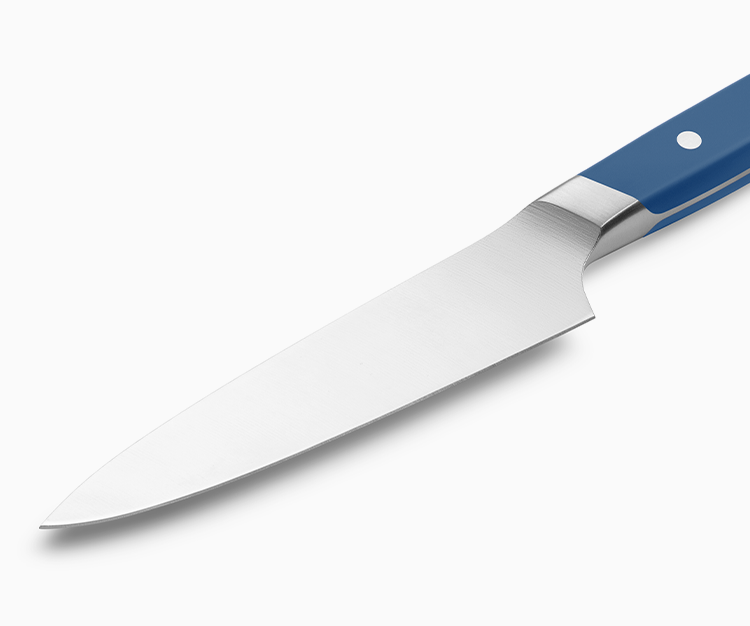 The Misen Utility Knife is made with premium AICHI AUS-10 steel.