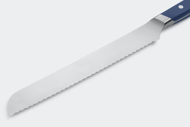 The Misen Serrated Knife is made with premium AICHI steel.