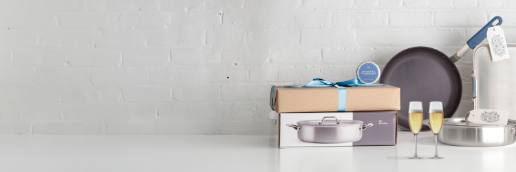 Misen's Cookware & Knives make great engagement and wedding registry gifts for any bride or groom!